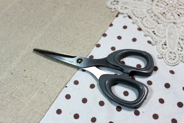 防布滑裁縫拼布剪刀(5.5吋) (2)